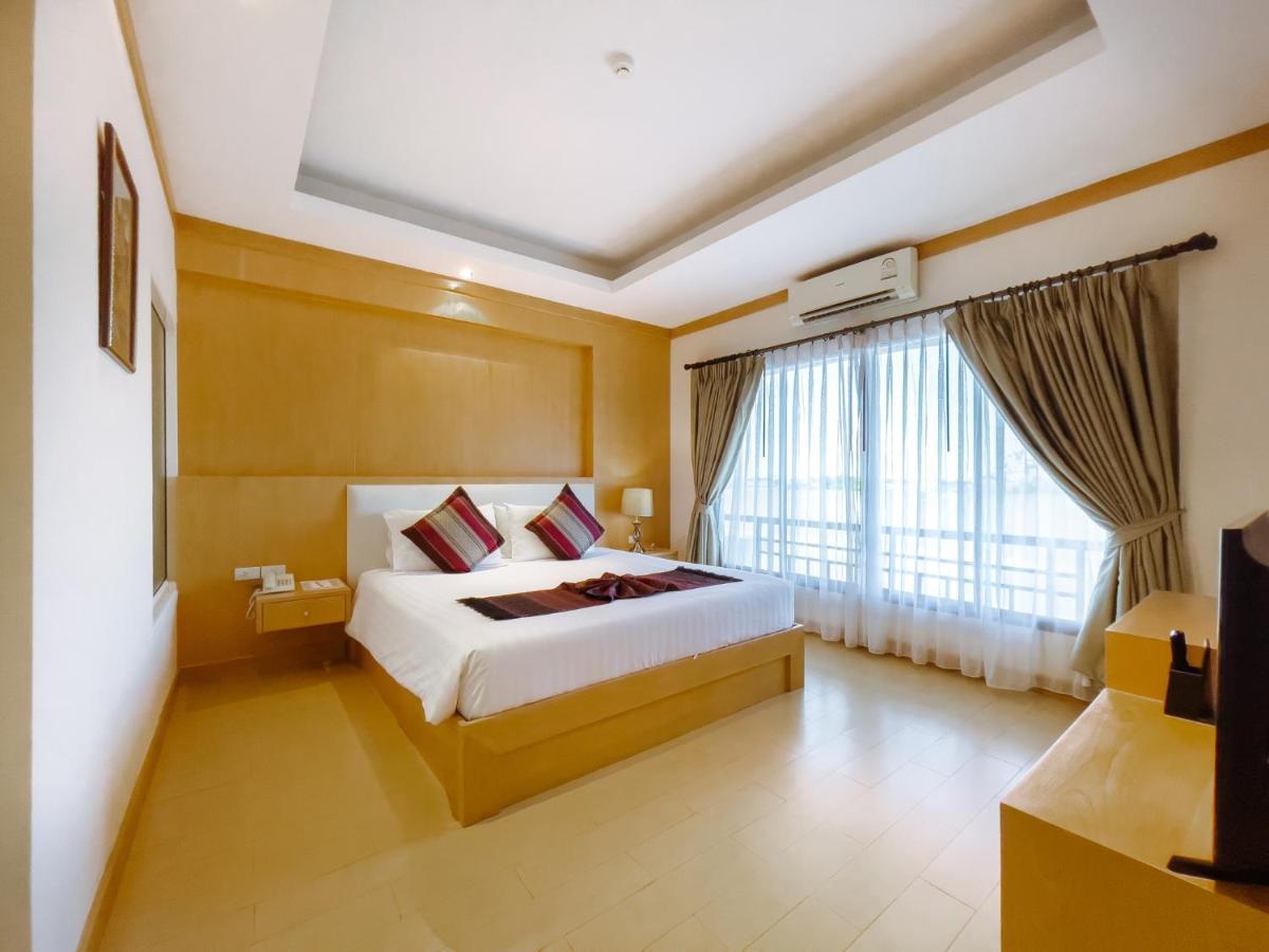 Royal Nakhara Hotel And Convention Centre Nong Khai Exterior photo