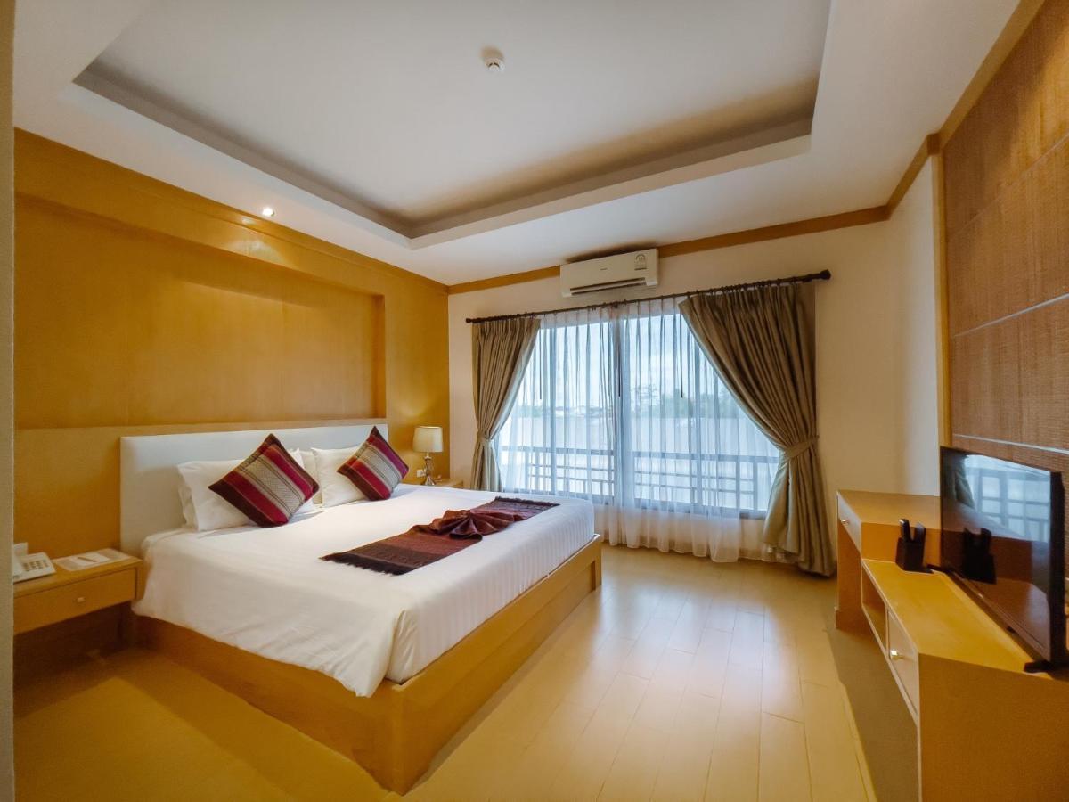 Royal Nakhara Hotel And Convention Centre Nong Khai Exterior photo