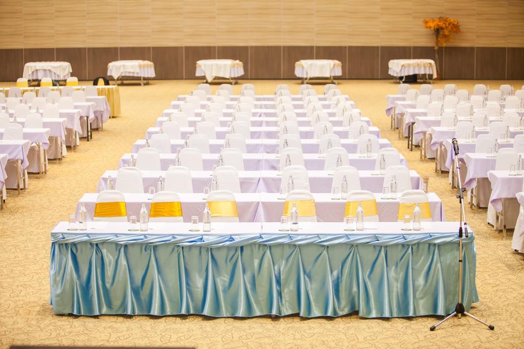 Royal Nakhara Hotel And Convention Centre Nong Khai Exterior photo